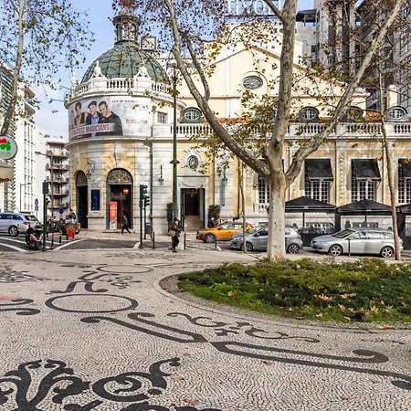 Avenida Da Liberdade Area, Bright And Newly Renovated 2 Bedroom Apartment, Historical Center Апартаменти Лісабон